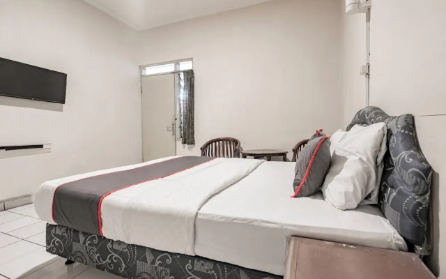 Collection O Hotel Sanira