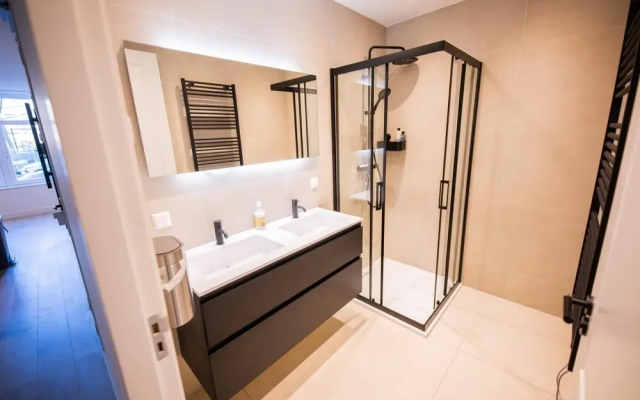 Blithe 4 Bedroom Apartment 105m2 -ss177b-