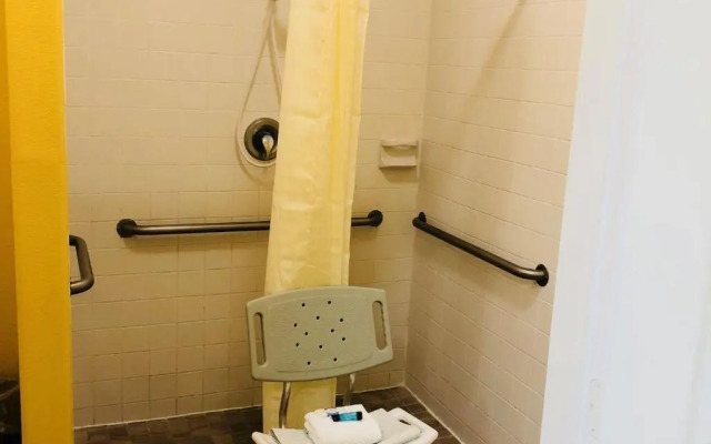 Mariner Inn and Suites