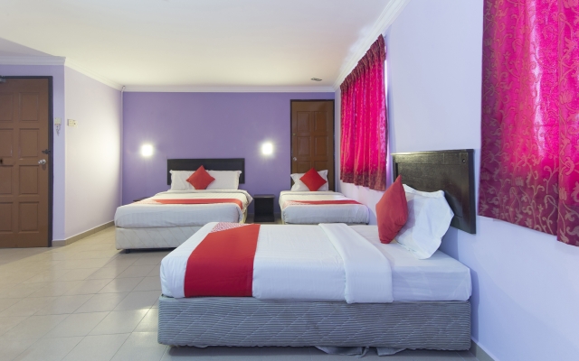 Super OYO 473 Comfort Hotel 2