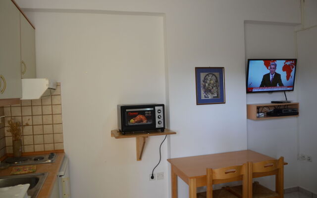 Thalassa Apartments