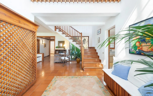 Villa Can Toni in Port de Pollen a