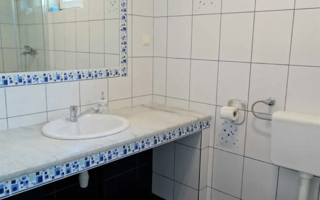 Spacious Novi Vinodolski Apartments With Terrace and Shared Pool