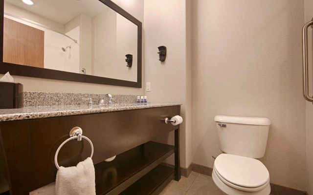 Best Western Plus Sand Bass Inn & Suites