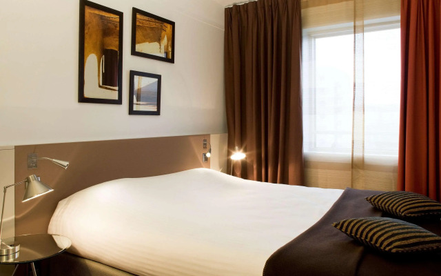 Residence Mercure Paris La Defense Grande Arche