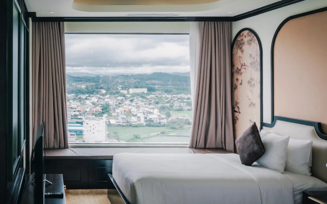 La Vela Hue Hotel – Guest Rooms – Hue
