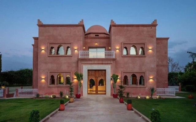 Villa Lamaan - Private Domain Pool and Hammam