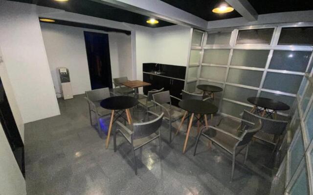 ARK Hostel City Center Manila
