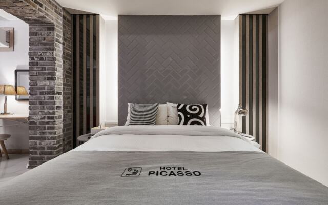 Donghae Picaso Hotel