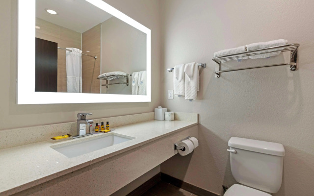 Best Western Plus Pleasanton Hotel