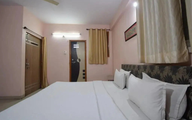 Shreenathji Inn by OYO Rooms