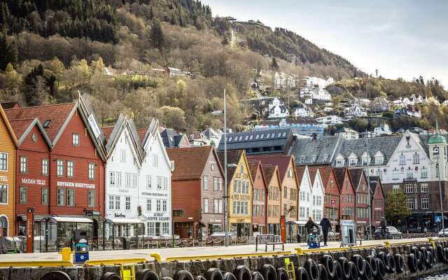 Home Bryggen Hotel