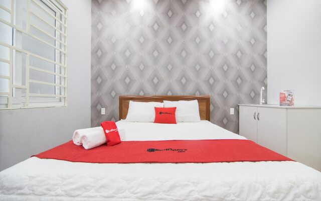 Reddoorz Plus @ Huynh Tan Phat