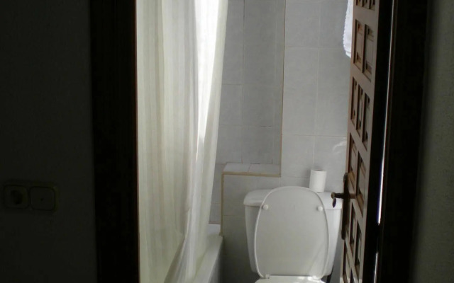 Hotel Puerta Romeros