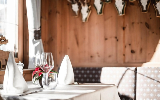 Hotel Ladinia