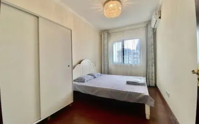Nanning Time Apartment