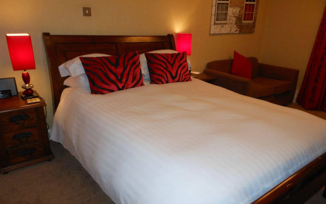 The Inn Boutique Hotel Bar and Restaurant