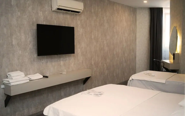 Cali Royal Otel