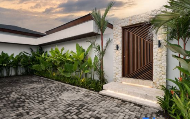 Villa Leonard by BaliSuperHost