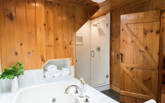 Bear Mountain Inn