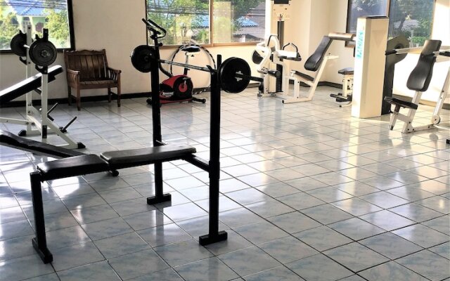 Angket hip Residence Fully Equipped 1 Bedroom + Bath tub & Shower