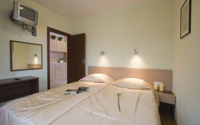 Hotel Redenka Holiday Club