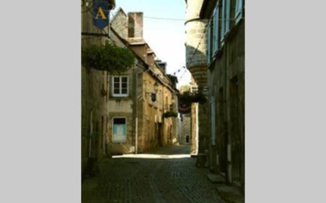 Tower view 2 bedroom apartment - crocq creuse