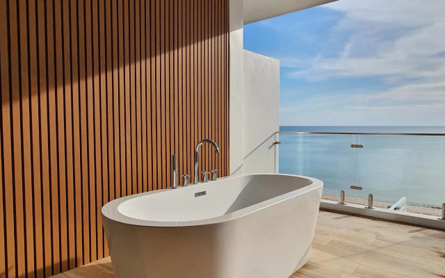 Rattana Pura Beach Resort