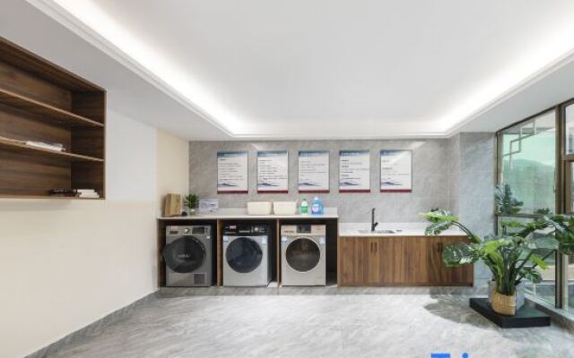 Yamei Hotel (Qingyuan Yiwu Trade City Branch)