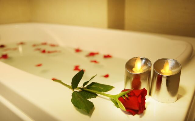 Royal Family Hotel Da Nang