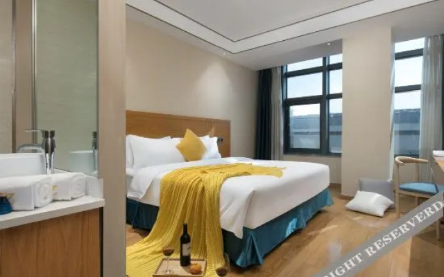 Yunchengxiyue Hotel (Yuyao North High-speed Railway Station)