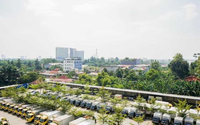 Cozy And Simply Studio At Serpong Greenview Apartment