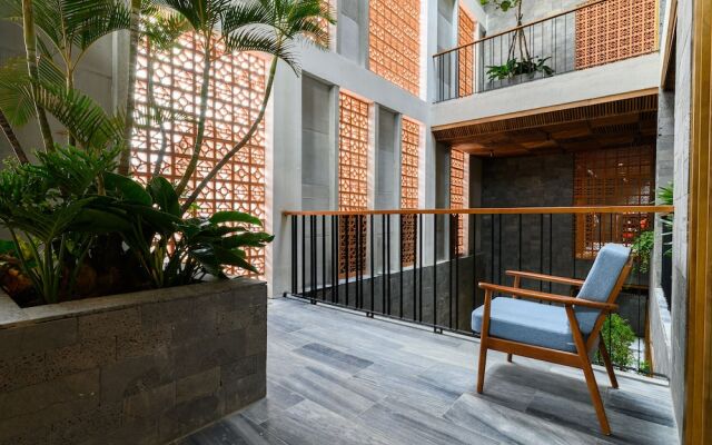 Daisy Boutique Hotel & Apartment