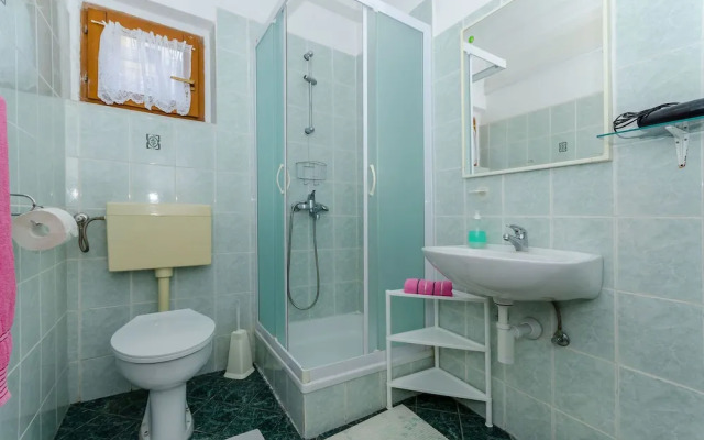 Apartments Jakov