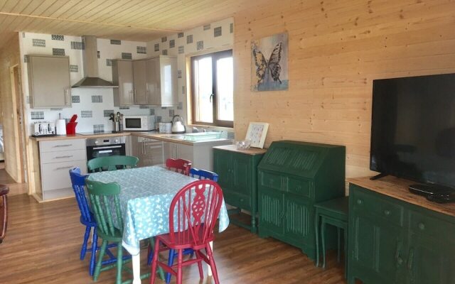 Lakeside Fishing Lodges