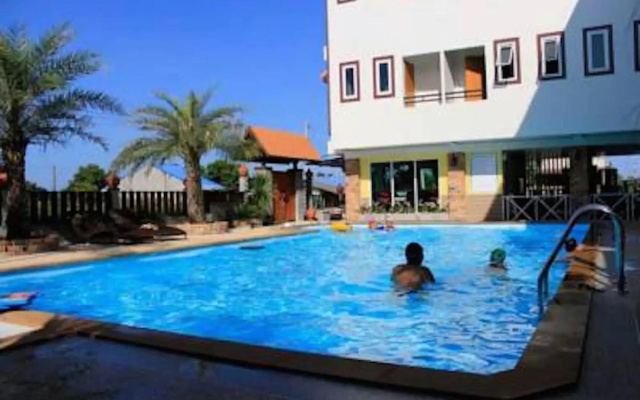 Baan Phulita Resort