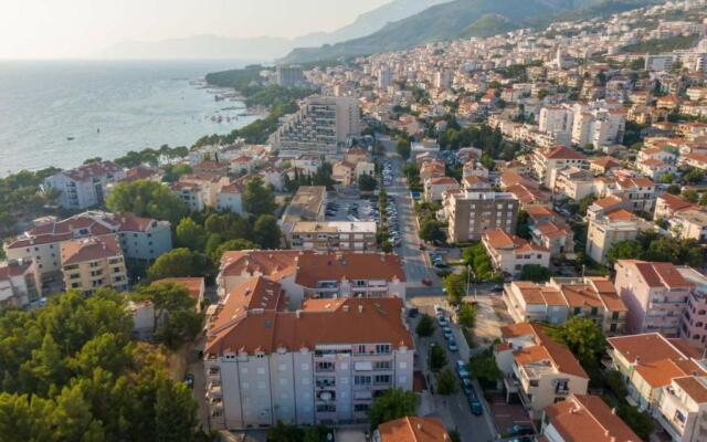 Apartment Sea breeze Makarska