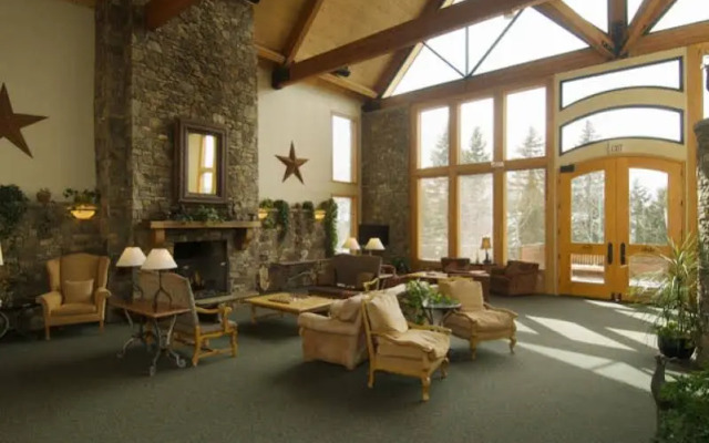 Bear Creek Lodge