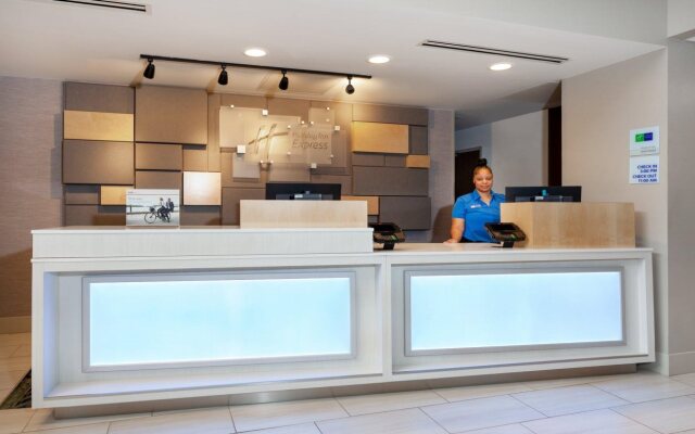 Holiday Inn Express Tampa-Brandon by IHG