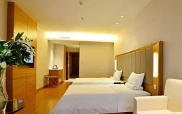Ji Hotel Wuhan Guanggu