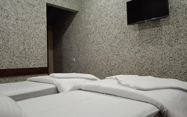 Taxtapul Hotel