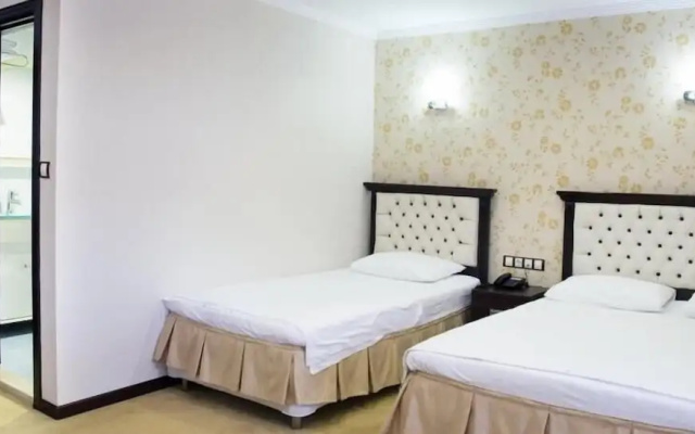 Airport Hotel