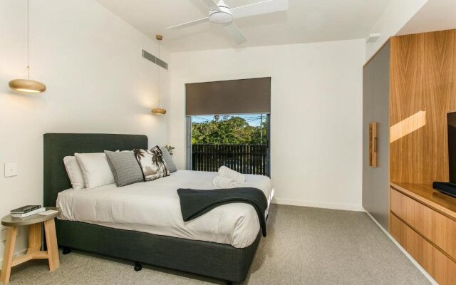 Koko's Beach House 3
