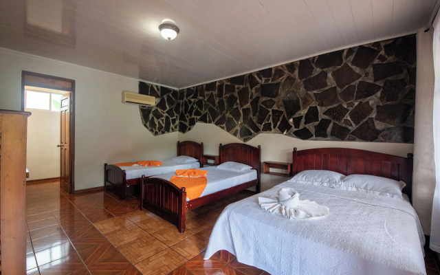 Sueno Dorado Hot Springs Hotel