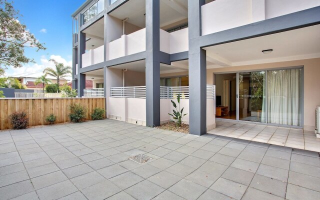 Shoal Bay Beach Apartments, 6/2 Shoal Bay Road