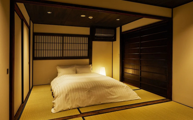 YADORU KYOTO HANARE Washi No Yado