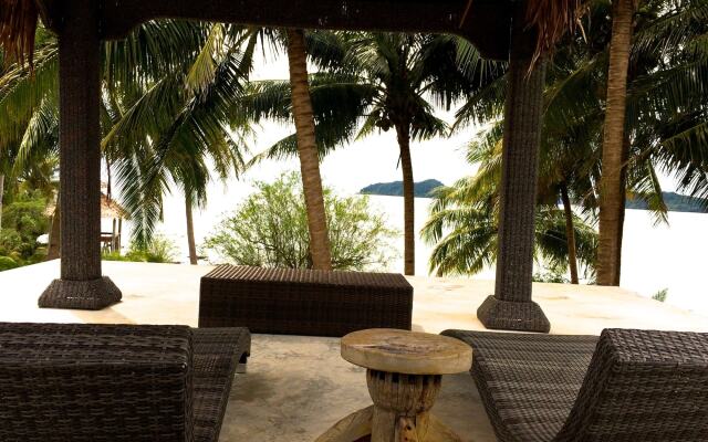 Koh Mak Ao Kao White Sand Beach
