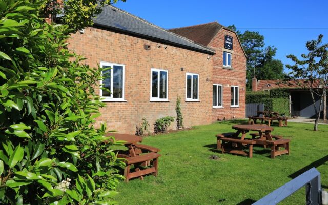 The George Carvery & Hotel