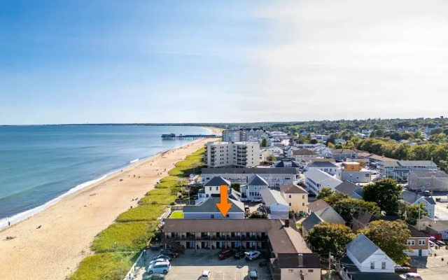 Beachfront Bliss Cozy Studio!