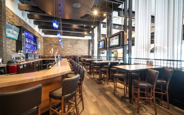Acclaim Calgary Airport